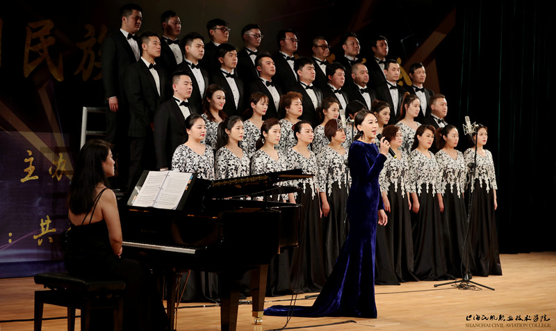 民族歌剧《洪湖赤卫队》选段《洪湖水浪打浪》 民族歌剧《再别康桥》选段《一手桃花》_副本.jpg 民族歌剧《洪湖赤卫队》选段《洪湖水浪打浪》 民族歌剧《再别康桥》选段《一手桃花》_副本.jpg