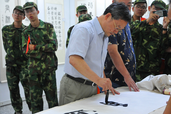 DSC_9886_副本.jpg DSC_9886_副本.jpg