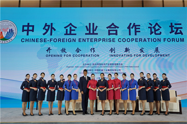 左六:马伊云,右五、右六、右八分别为:丁语星、吕丽萍、吕诗晨.jpg 左六:马伊云,右五、右六、右八分别为:丁语星、吕丽萍、吕诗晨.jpg